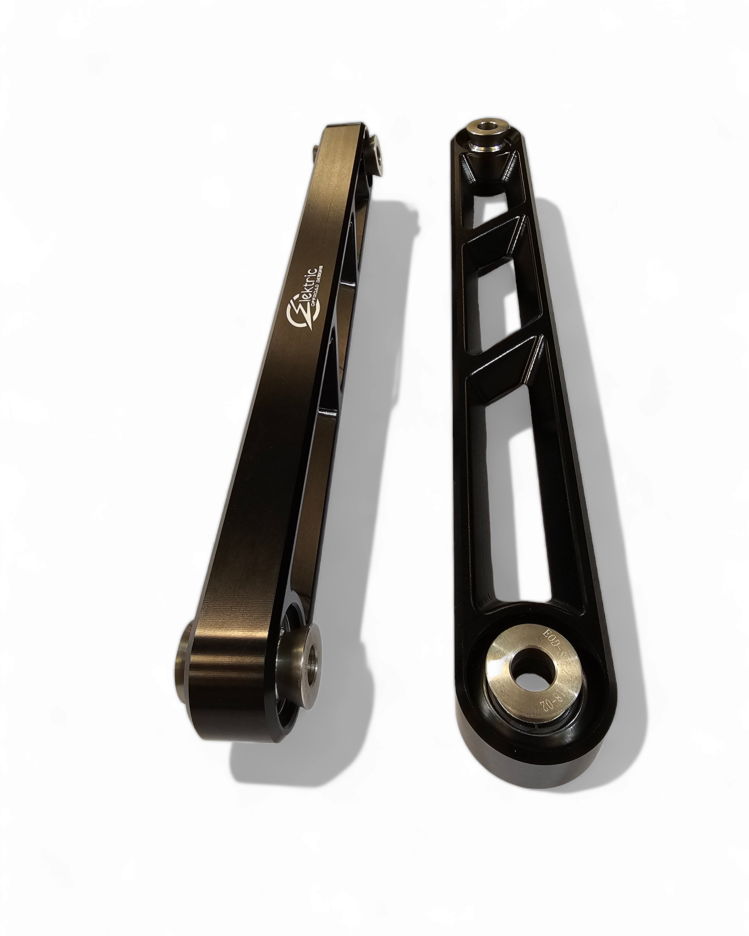 6061 billet aluminum construction detail on Polaris RZR Pro XP rear sway bar link