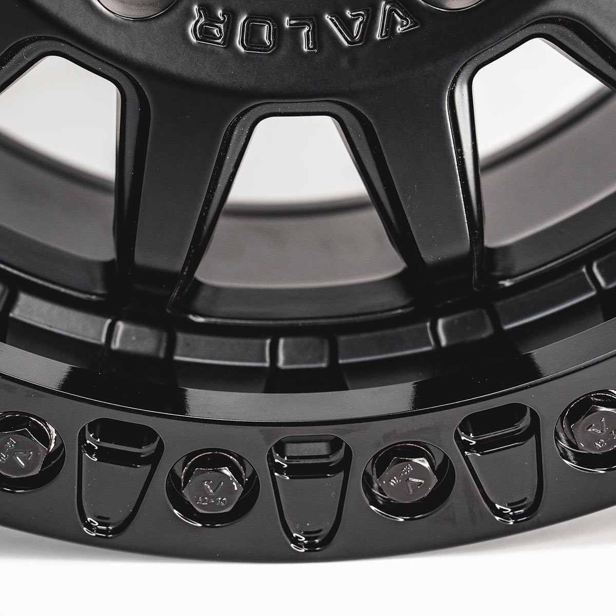 V09 Satin Black UTV Beadlock - Valor Offroad